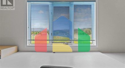 Residential - Townhouse - Salmon Arm, Canada - Canada