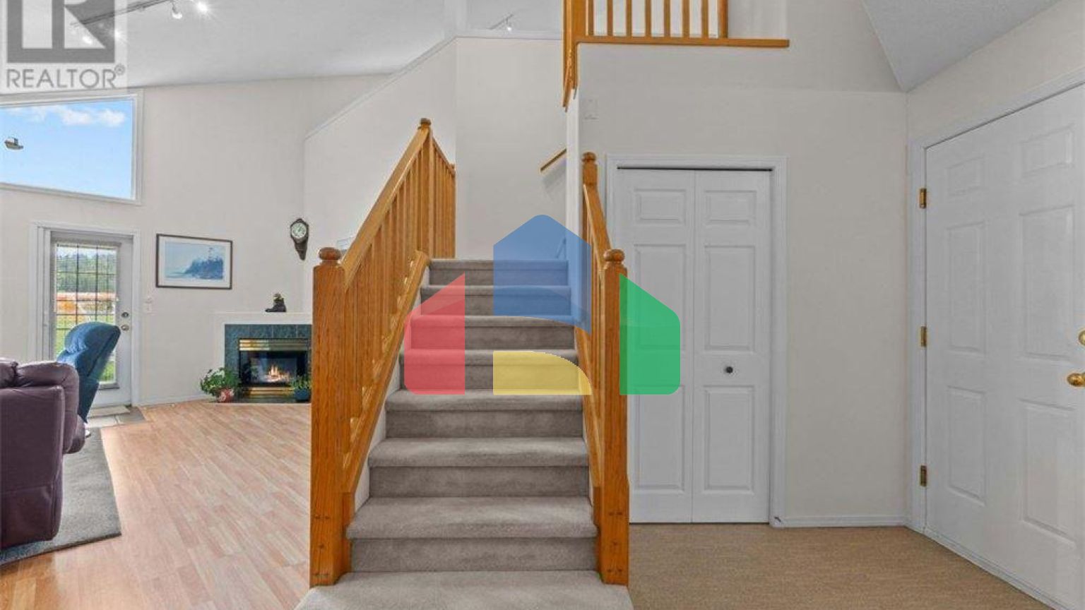 Residential - Townhouse - Salmon Arm, Canada - Canada