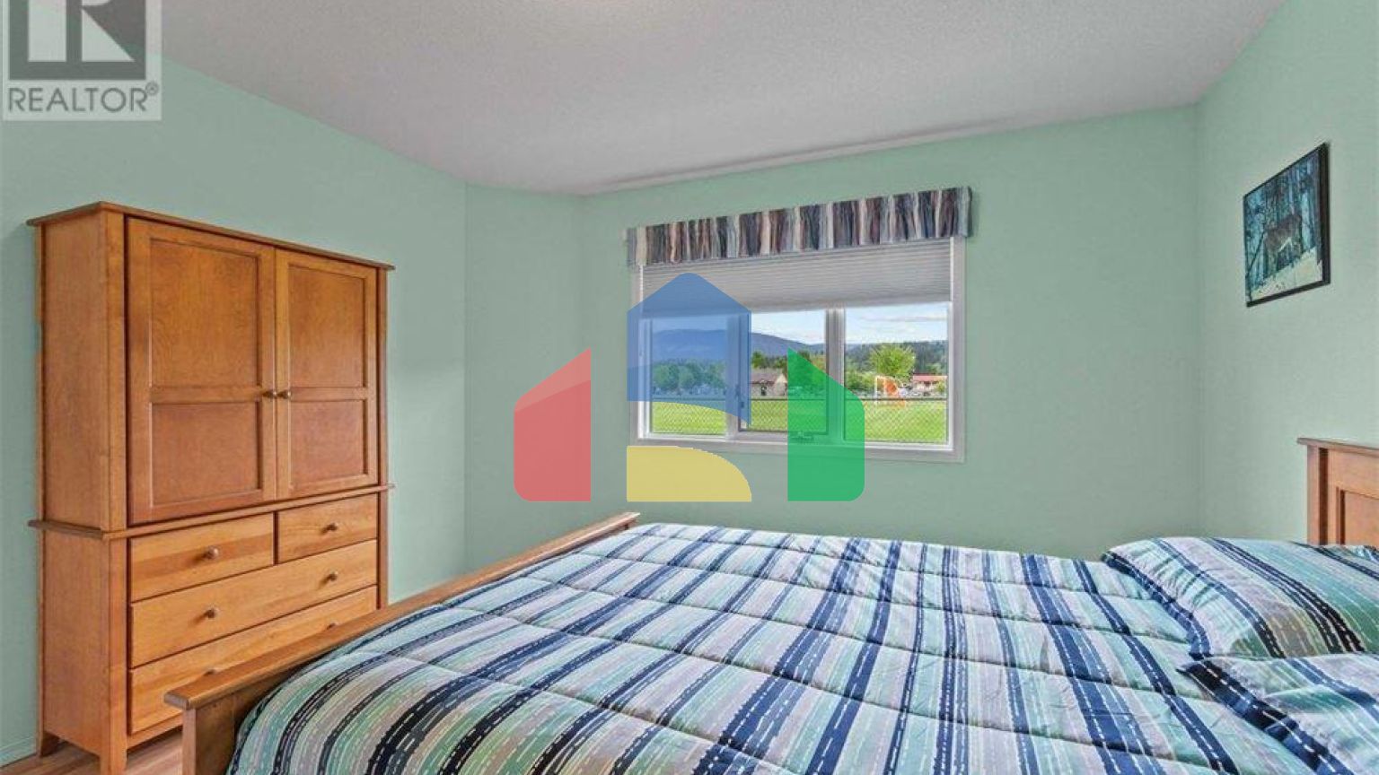 Residential - Townhouse - Salmon Arm, Canada - Canada