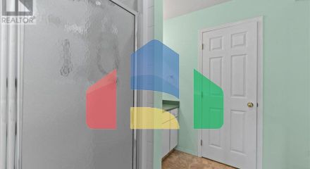 Residential - Townhouse - Salmon Arm, Canada - Canada