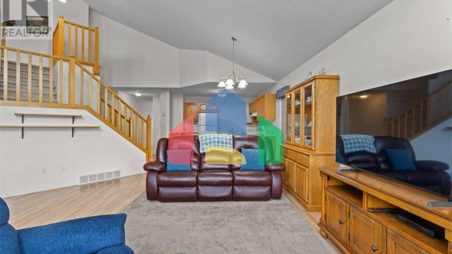 Residential - Townhouse - Salmon Arm, Canada - Canada