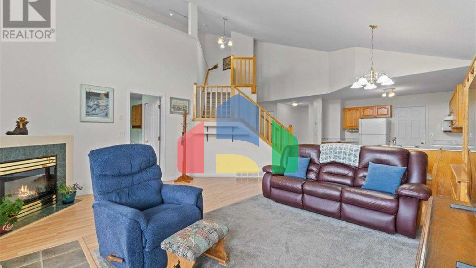 Residential - Townhouse - Salmon Arm, Canada - Canada