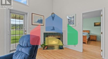 Residential - Townhouse - Salmon Arm, Canada - Canada