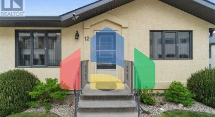 Residential - Townhouse - Salmon Arm, Canada - Canada