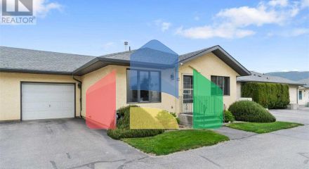 Residential - Townhouse - Salmon Arm, Canada - Canada