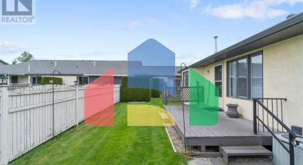 Residential - Townhouse - Salmon Arm, Canada - Canada