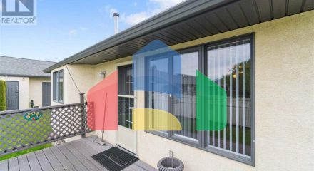 Residential - Townhouse - Salmon Arm, Canada - Canada