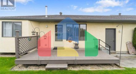 Residential - Townhouse - Salmon Arm, Canada - Canada