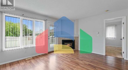 Residential - Townhouse - Salmon Arm, Canada - Canada