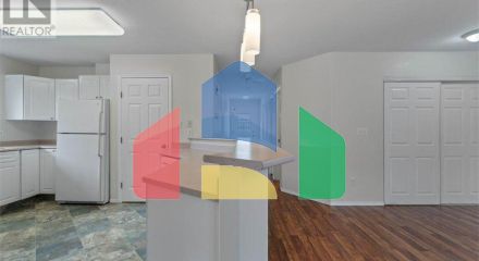 Residential - Townhouse - Salmon Arm, Canada - Canada