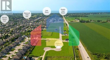 Residential - Single Family Home - Sarnia, Canada - Canada