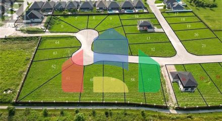 Residential - Single Family Home - Sarnia, Canada - Canada