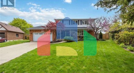 Residential - Single Family Home - Sarnia, Canada - Canada