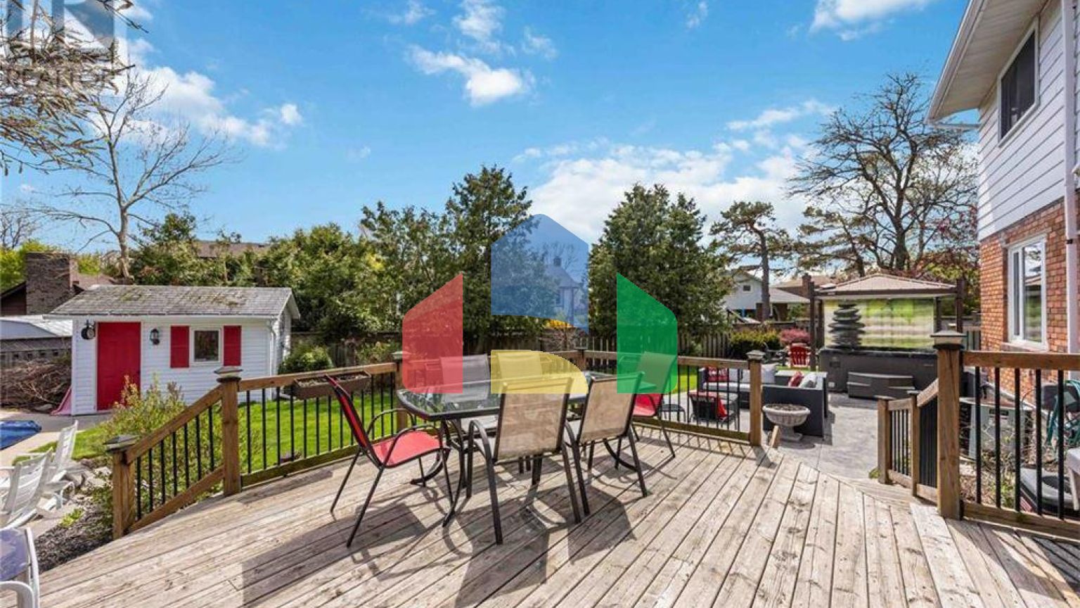 Residential - Single Family Home - Sarnia, Canada - Canada