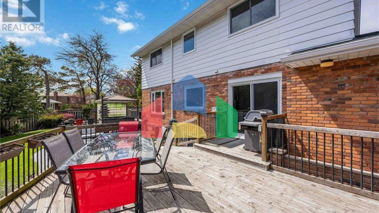 Residential - Single Family Home - Sarnia, Canada - Canada