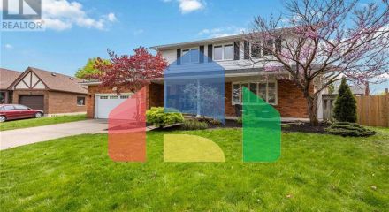 Residential - Single Family Home - Sarnia, Canada - Canada