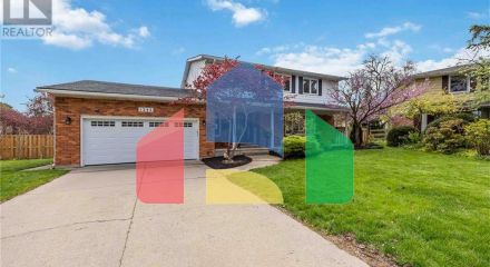 Residential - Single Family Home - Sarnia, Canada - Canada