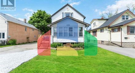 Residential - Single Family Home - Sarnia, Canada - Canada