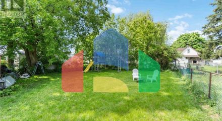 Residential - Single Family Home - Sarnia, Canada - Canada