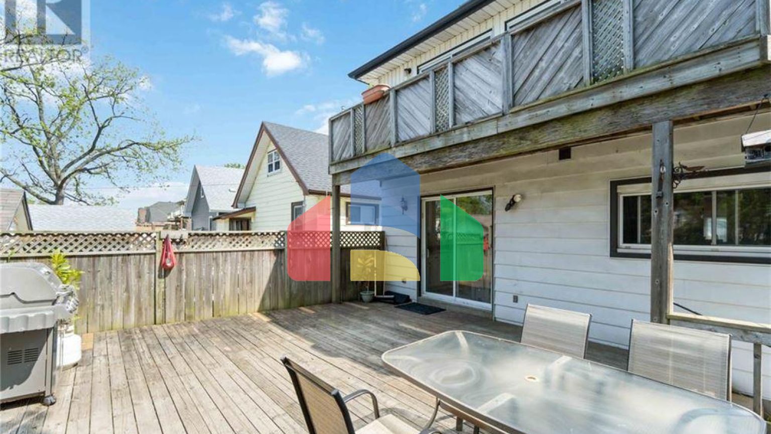 Residential - Single Family Home - Sarnia, Canada - Canada