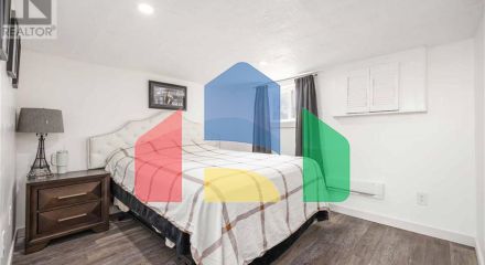 Residential - Single Family Home - Sarnia, Canada - Canada