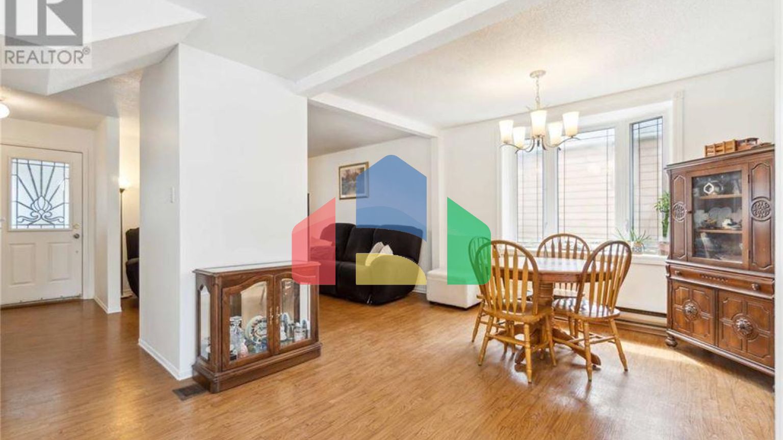 Residential - Single Family Home - Sarnia, Canada - Canada