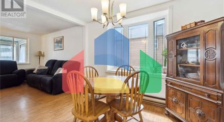 Residential - Single Family Home - Sarnia, Canada - Canada