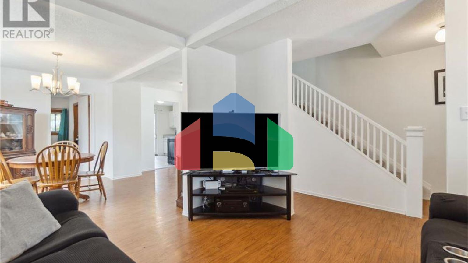 Residential - Single Family Home - Sarnia, Canada - Canada