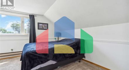 Residential - Single Family Home - Sarnia, Canada - Canada
