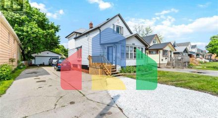 Residential - Single Family Home - Sarnia, Canada - Canada