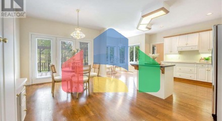 Residential - Single Family Home - Sarnia, Canada - Canada