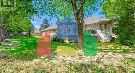 Residential - Single Family Home - Sarnia, Canada - Canada
