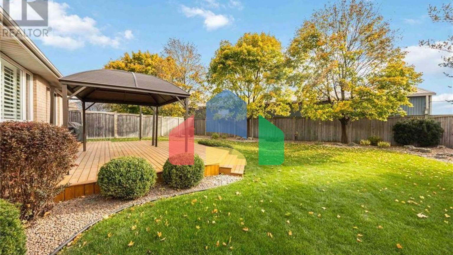 Residential - Single Family Home - Sarnia, Canada - Canada