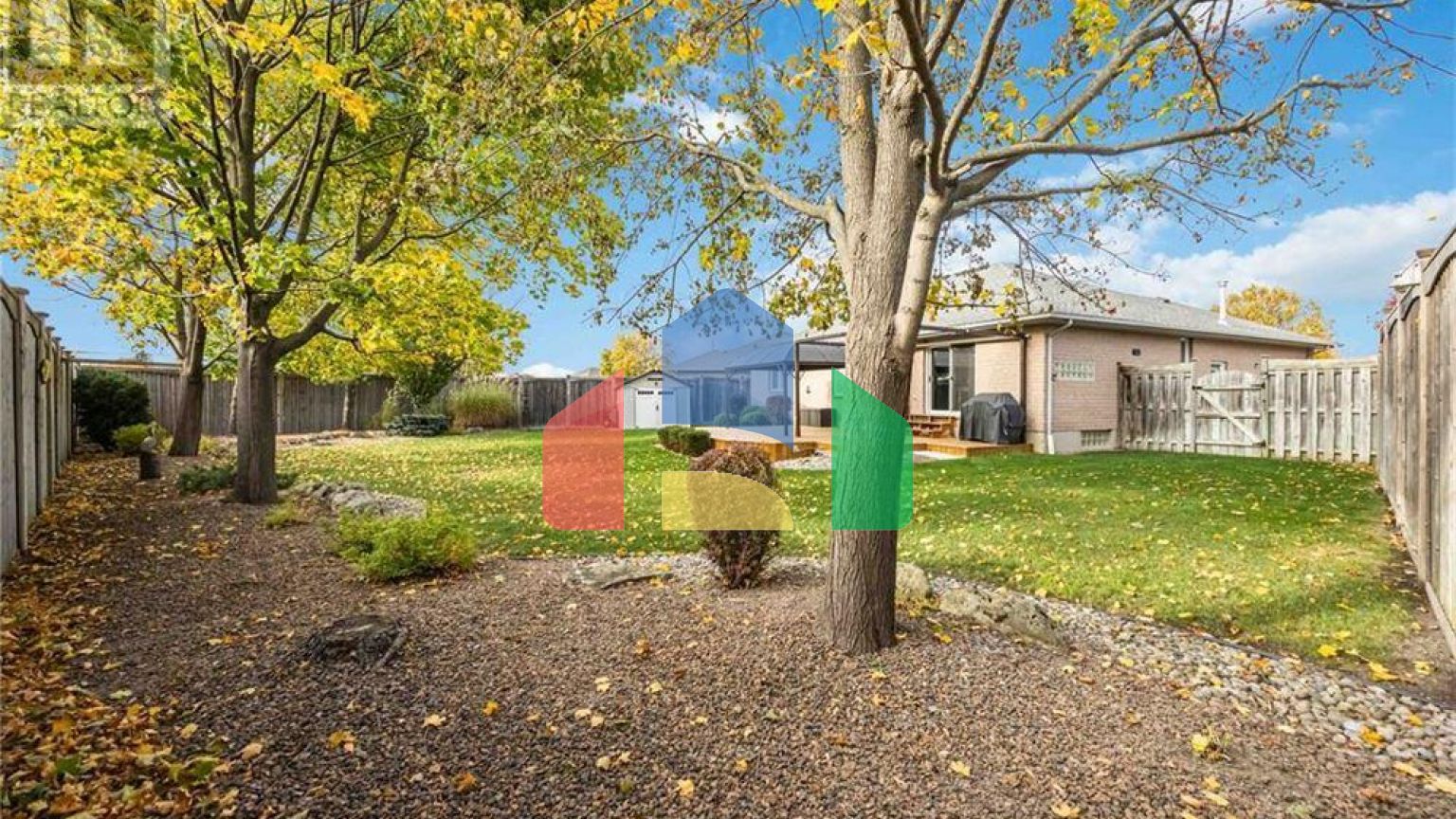 Residential - Single Family Home - Sarnia, Canada - Canada