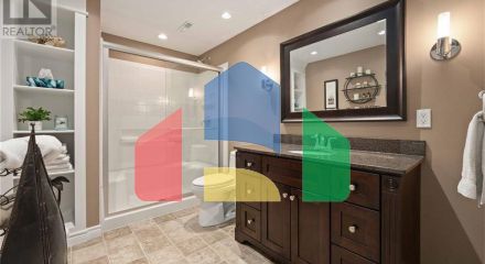 Residential - Single Family Home - Sarnia, Canada - Canada Residential - Single Family Home - Sarnia, Canada - Canada