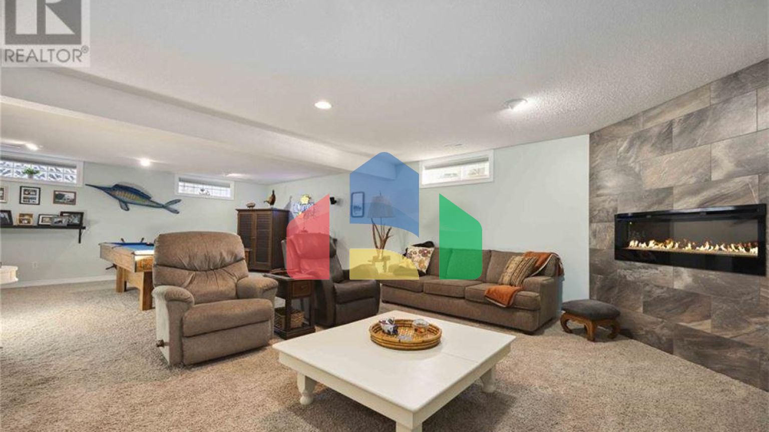 Residential - Single Family Home - Sarnia, Canada - Canada