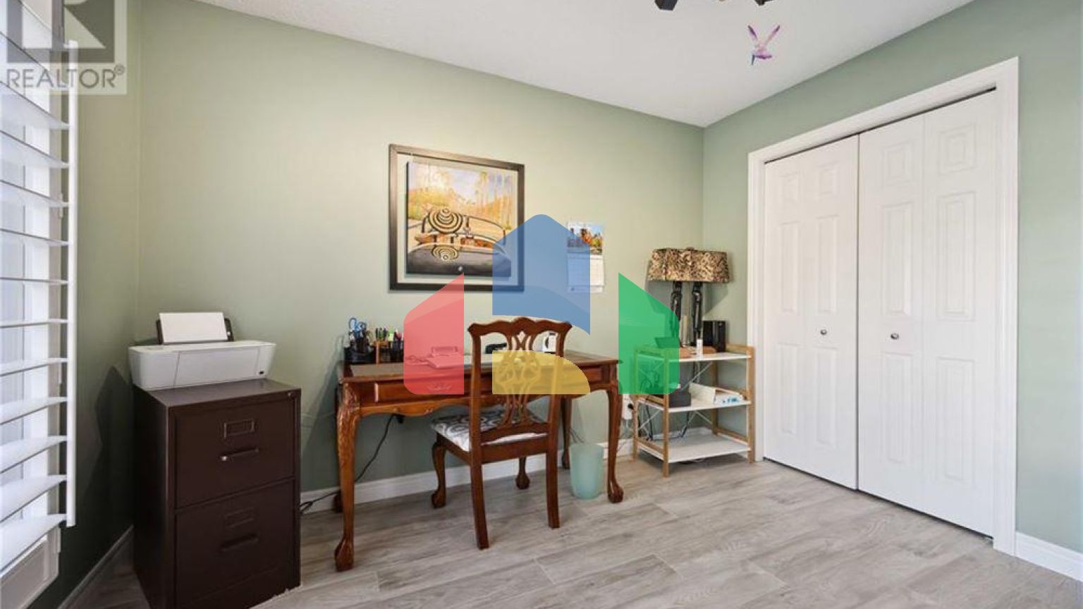 Residential - Single Family Home - Sarnia, Canada - Canada