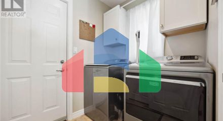 Residential - Single Family Home - Sarnia, Canada - Canada Residential - Single Family Home - Sarnia, Canada - Canada