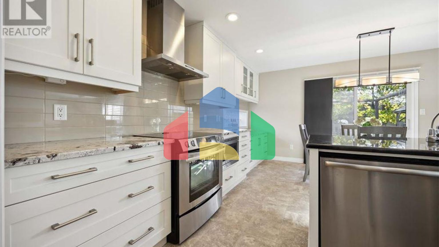 Residential - Single Family Home - Sarnia, Canada - Canada