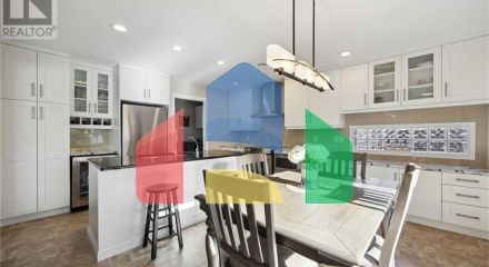 Residential - Single Family Home - Sarnia, Canada - Canada