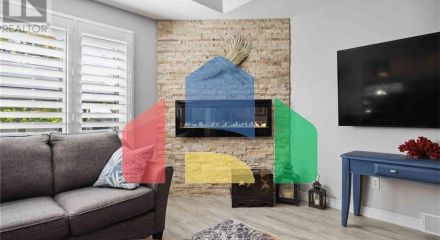 Residential - Single Family Home - Sarnia, Canada - Canada