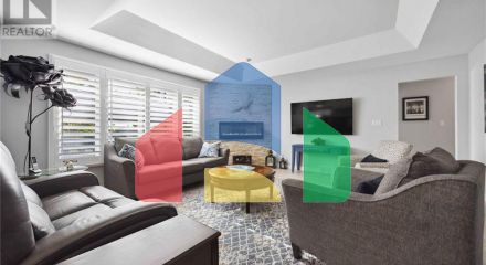 Residential - Single Family Home - Sarnia, Canada - Canada