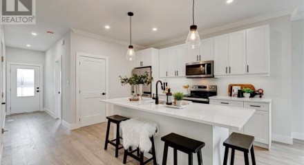 Residential - Condo/Apartment - Sarnia, Canada - Canada