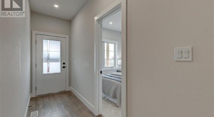 Residential - Condo/Apartment - Sarnia, Canada - Canada