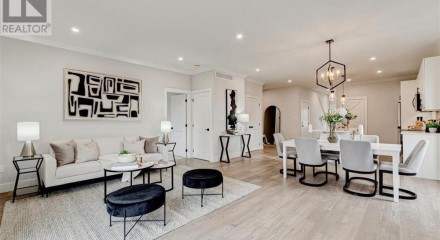 Residential - Condo/Apartment - Sarnia, Canada - Canada