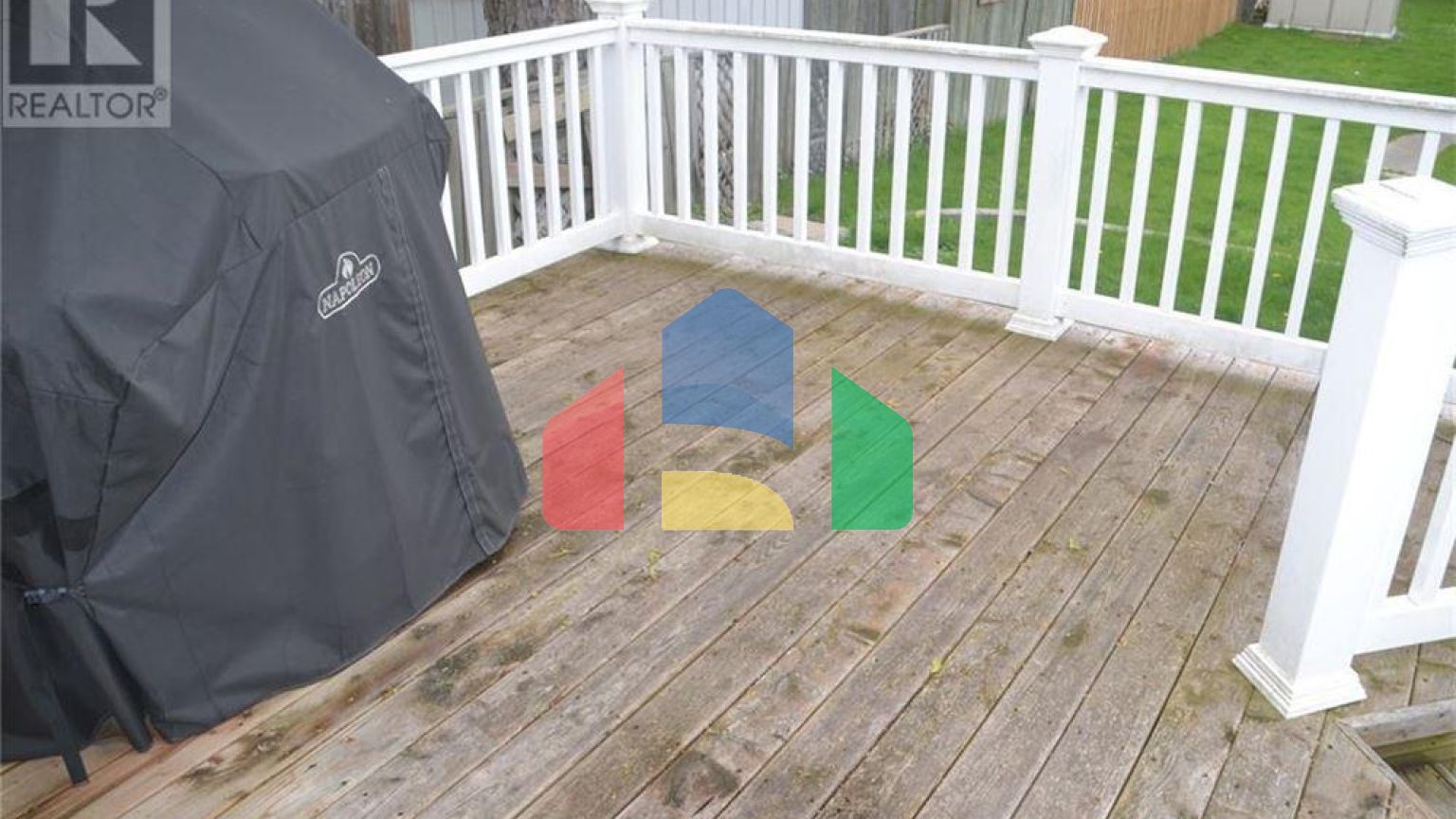 Residential - Single Family Home - Sarnia, Canada - Canada