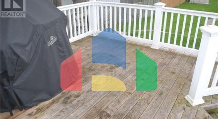 Residential - Single Family Home - Sarnia, Canada - Canada