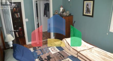 Residential - Single Family Home - Sarnia, Canada - Canada