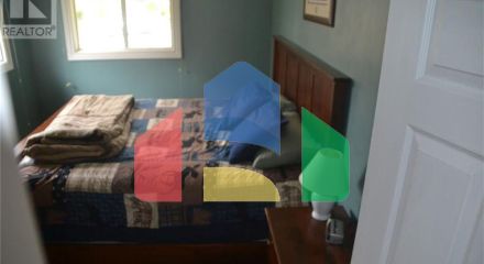 Residential - Single Family Home - Sarnia, Canada - Canada