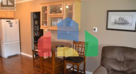 Residential - Single Family Home - Sarnia, Canada - Canada
